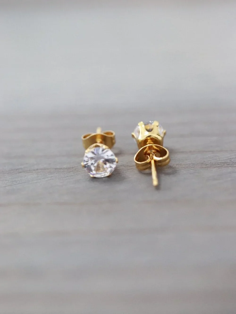 6mm Clear CZ Diamond Style 6-Prong Stud Earrings 18k Gold Plated Stainless Steel